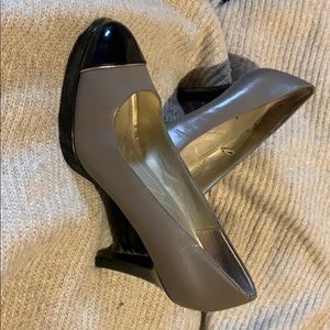 Tahari Heels